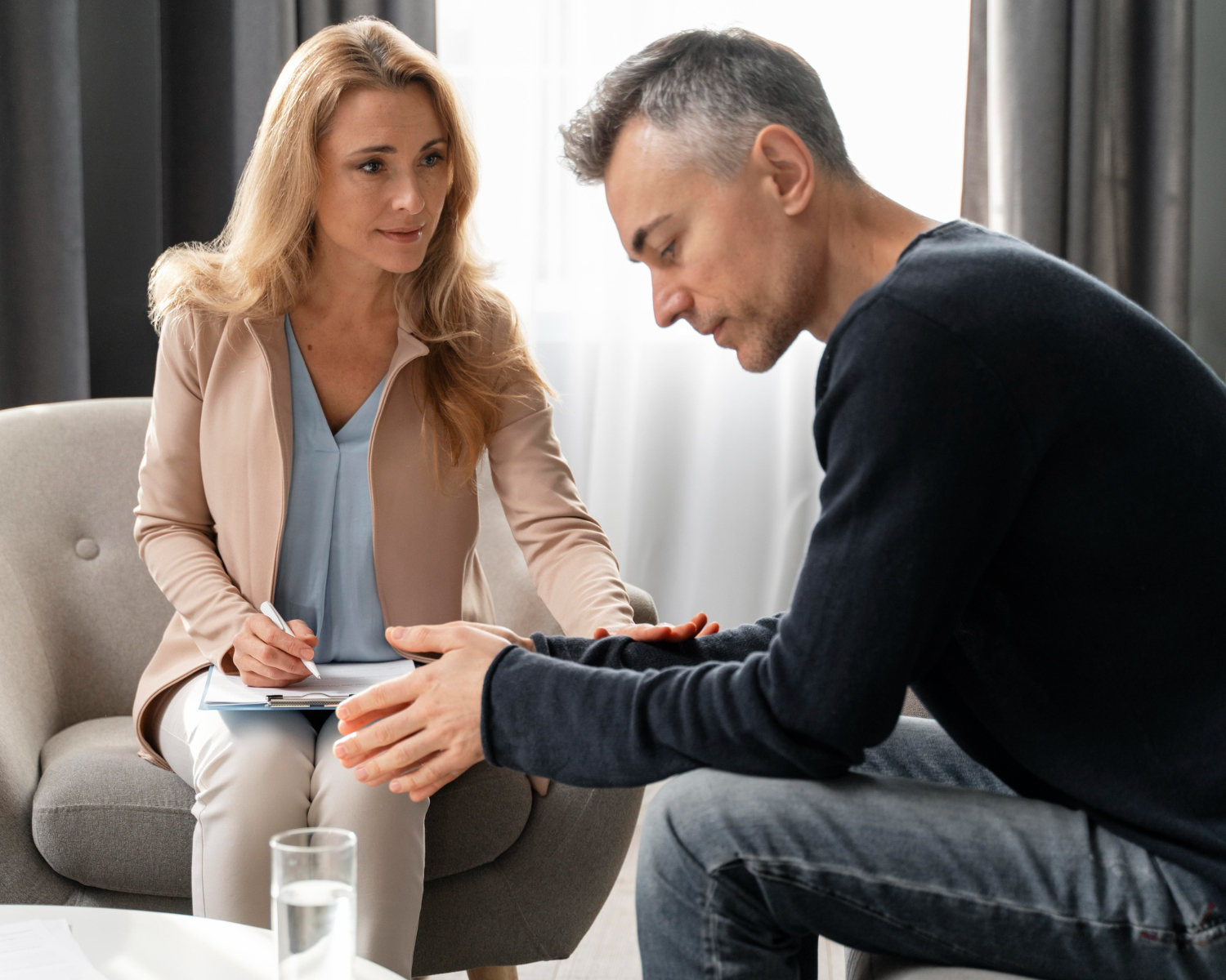 What Should I Expect During My Child’s First 24 Hours of Alcohol Detox